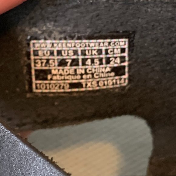 Gently Worn KEEN Alman Ankle Sandals - Picture 8 of 9